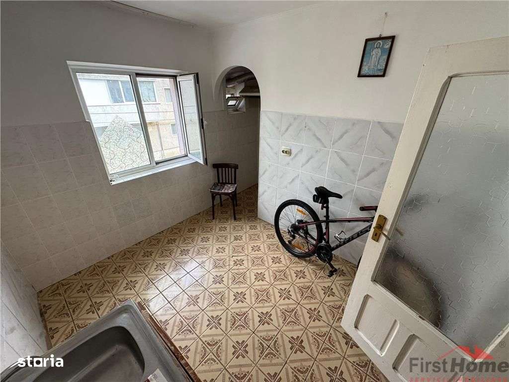 Apartament 3 camere, etaj 1 , 80mp in Campineanca - Imagine principală: 3/20