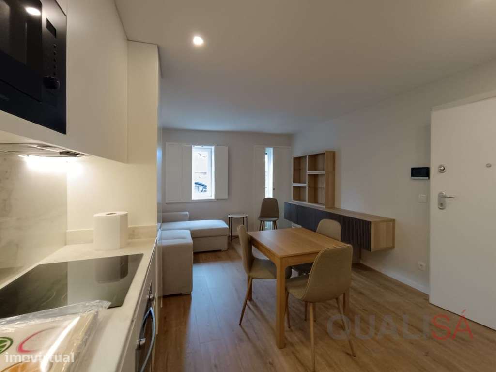 Apartamento T1 semi novo mobilado e com terraço localizado em S. Ví... - Grande imagem: 5/17