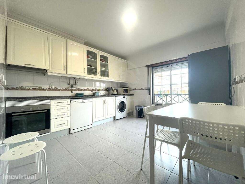 Apartamento no Centro de Samora Correia - Grande imagem: 3/21