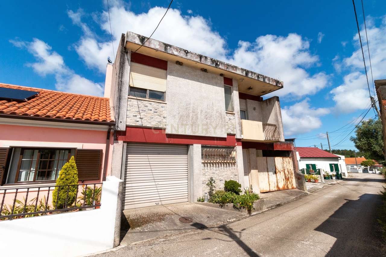 Moradia T5 na Marinha Grande - Grande imagem: 2/30