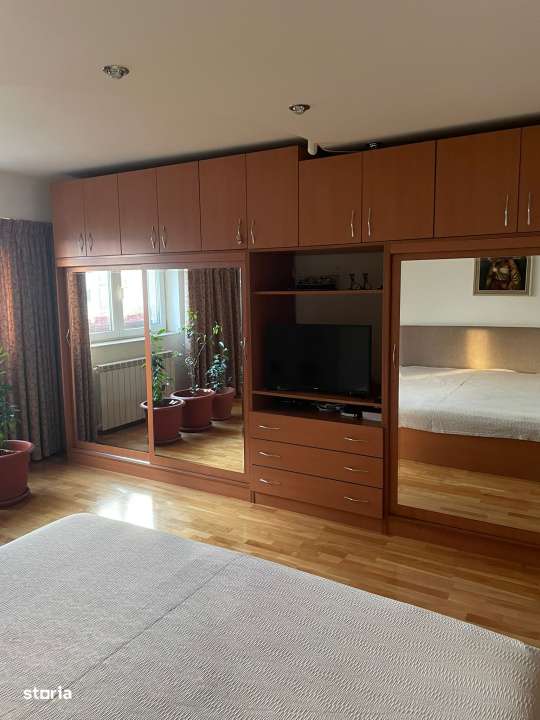 Apartament - 3 camere - decomandat-Str. Matei Basarab-2