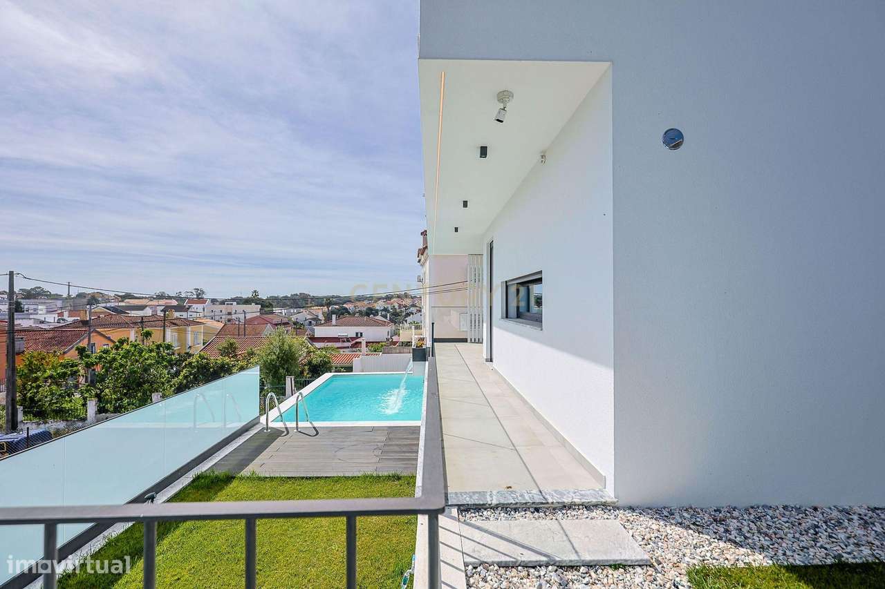 Moradia T5 com Piscina e Domótica - Nova Construção na Charneca da Cap-43