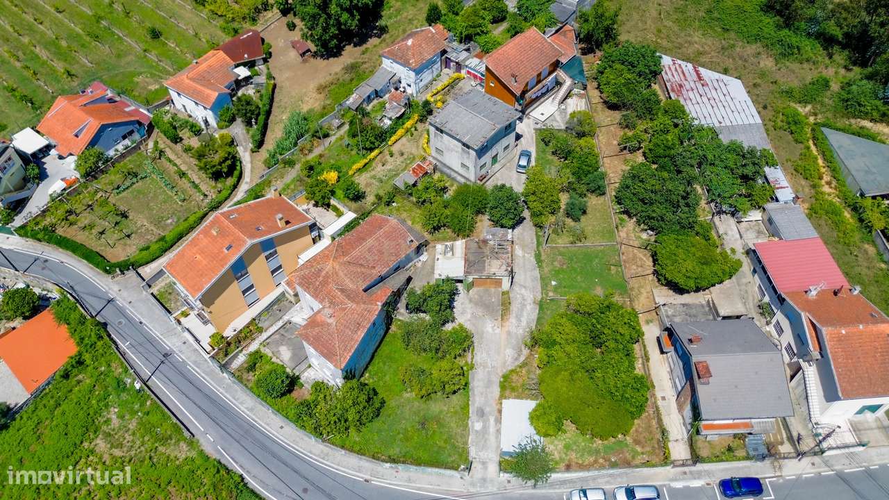 Moradia T9 Centro de Gondomar - Grande imagem: 2/50