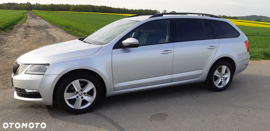 Skoda Octavia 1.6 TDI Ambition DSG - 10