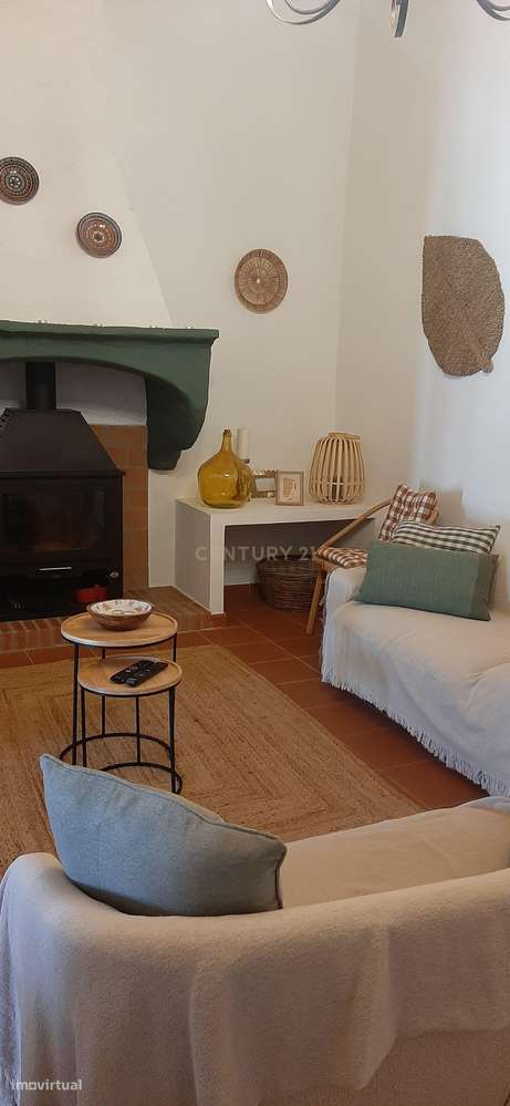 Oportunidade no coração do Alentejo! Moradia térrea T4 em Safara! Uma-7