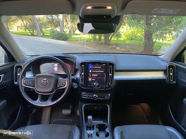 Volvo XC 40 2.0 D3 Momentum Geartronic - 12