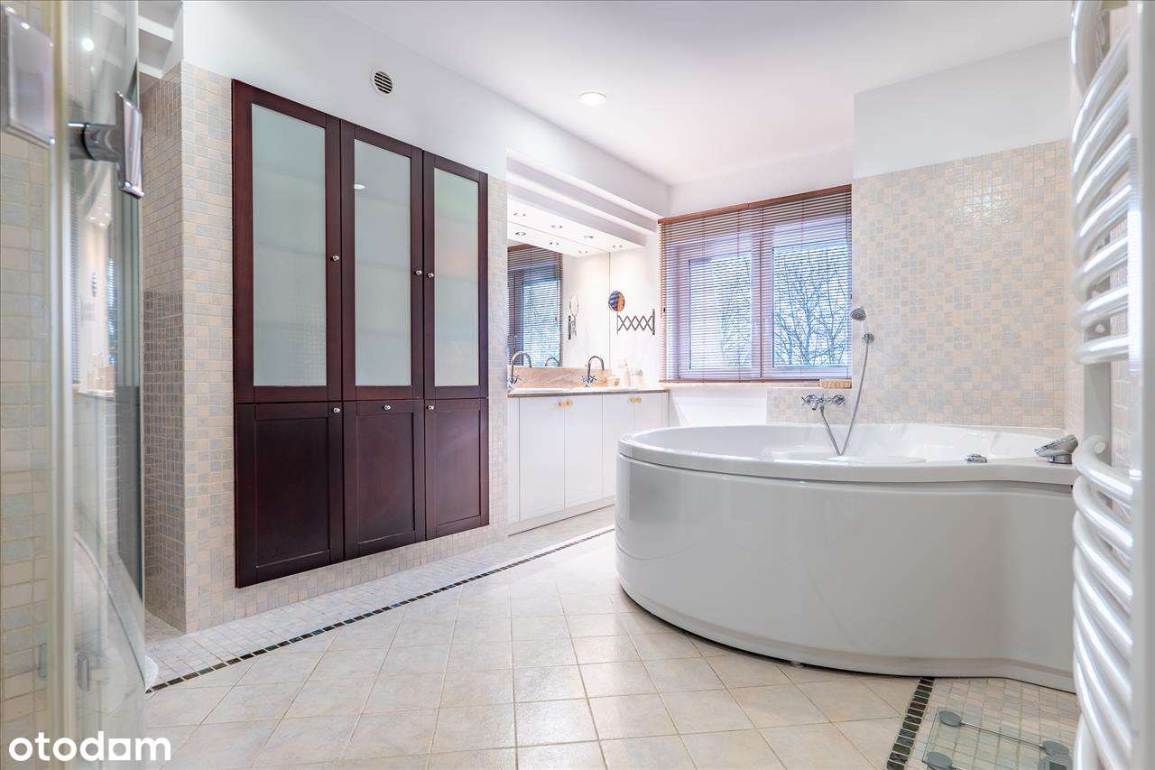 Duży dom z fotowoltaiką! Piękna działka, garaż na 2 auta! - Pełny obrazek: 5/16