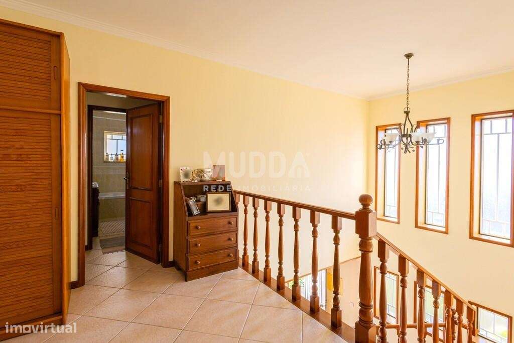 Moradia T4 à venda em Mataduços, Esgueira, Aveiro – Espaço, Conforto e-51