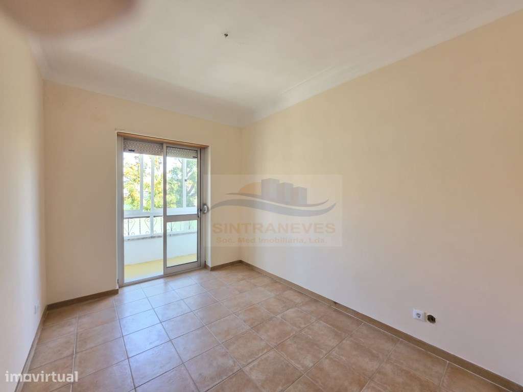 Apartamento T2 na Damaia de Cima - Pronto a Habitar - excelentes va...-8