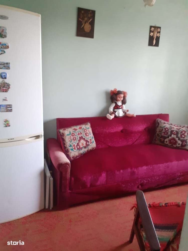 Apartament 3 camere Targu Secuiesc zona centrala - Imagine principală: 4/12