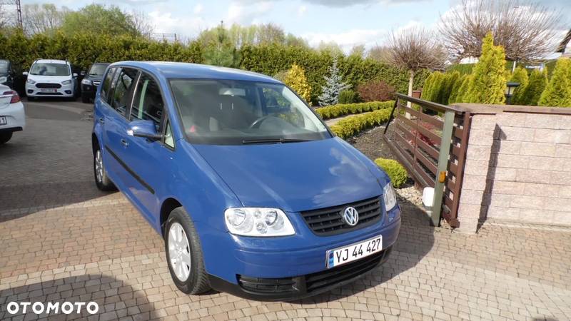 Volkswagen Touran 1.6 FSI Basis - 7