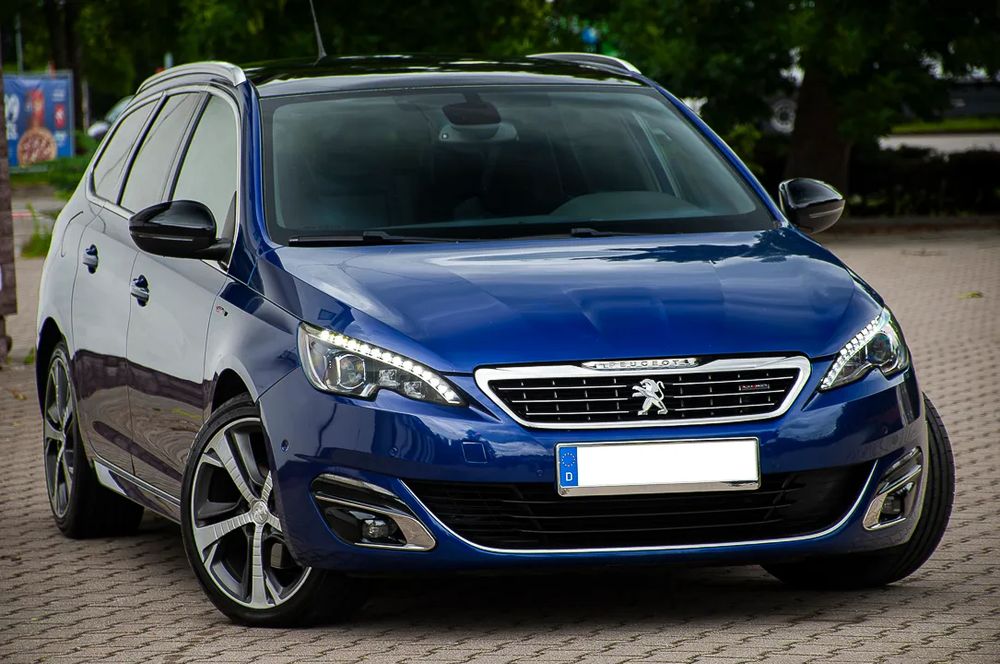 Peugeot 308 T9 (2014-2021) BlueHDi 150 EAT6 Stop & Start GT-Line Edition 2015