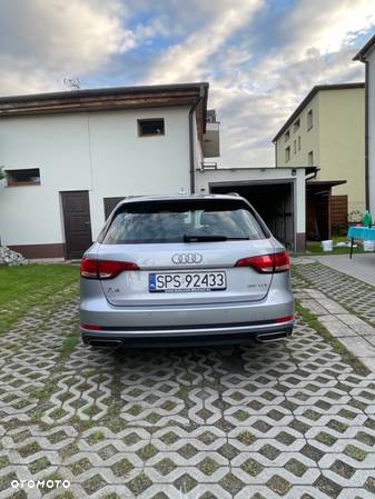 Audi A4 2.0 TDI S tronic - 5