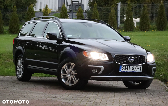 Volvo XC 70 D5 AWD Dynamic Summum - 3