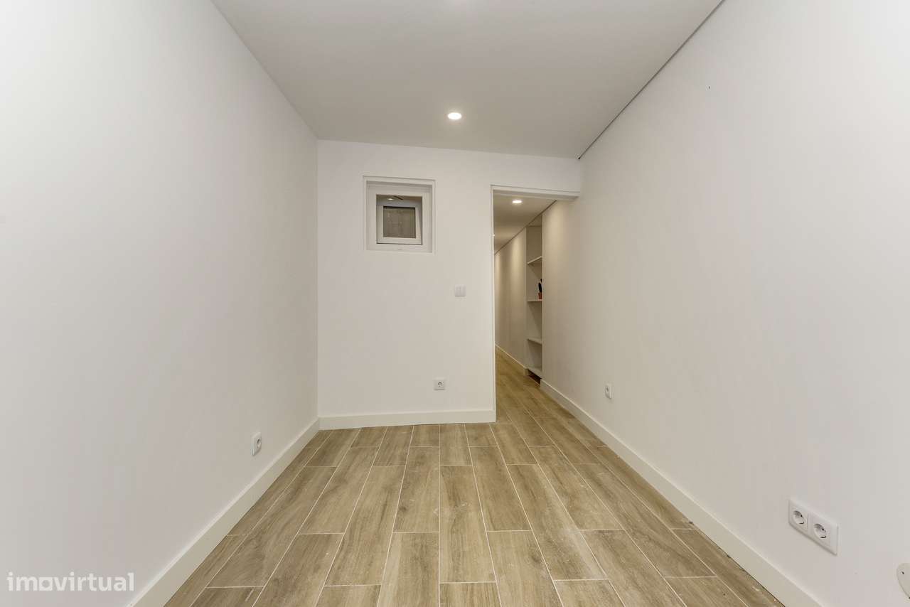 Apartamento Reabilitado no Coração de Lisboa – Conforto Moderno e Char - Grande imagem: 2/22