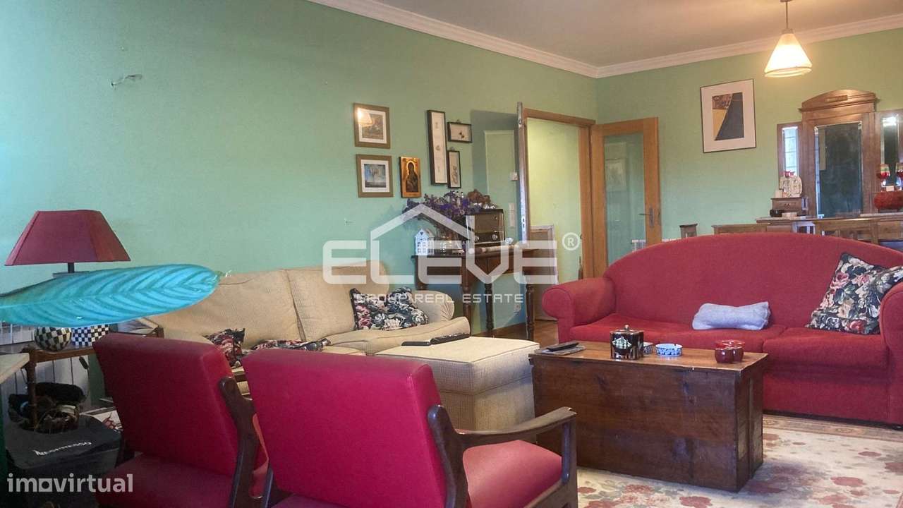 Espetacular T3 ao Metro Santo Ovideo-8