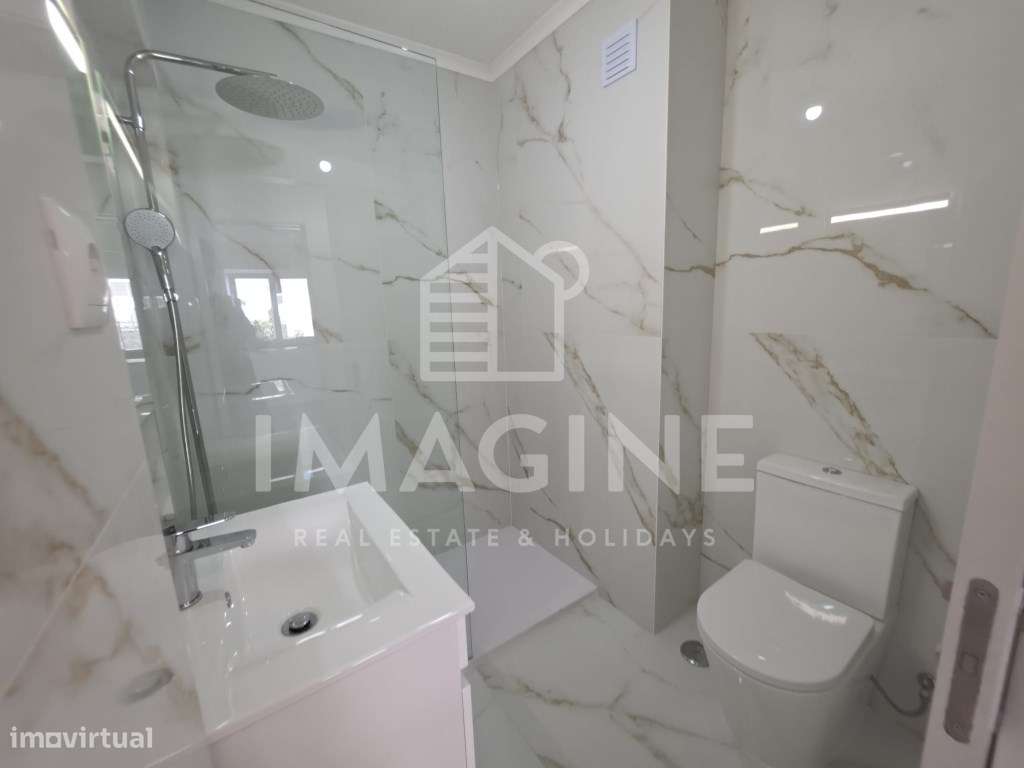 Apartamento T2 Remodelado e equipado em Setúbal-12