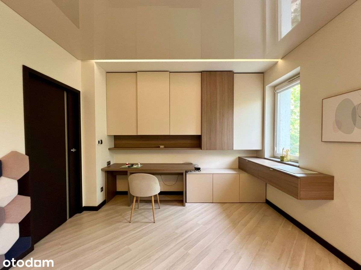 Zobacz wideo - 2-poziomowe, 2 klimatyzacji, 3 balkony, 2 parkingi - Pełny obrazek: 4/20