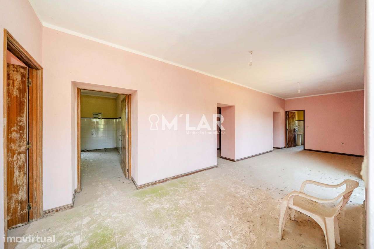 Quinta com moradia T3, em Pedralva - Braga-10