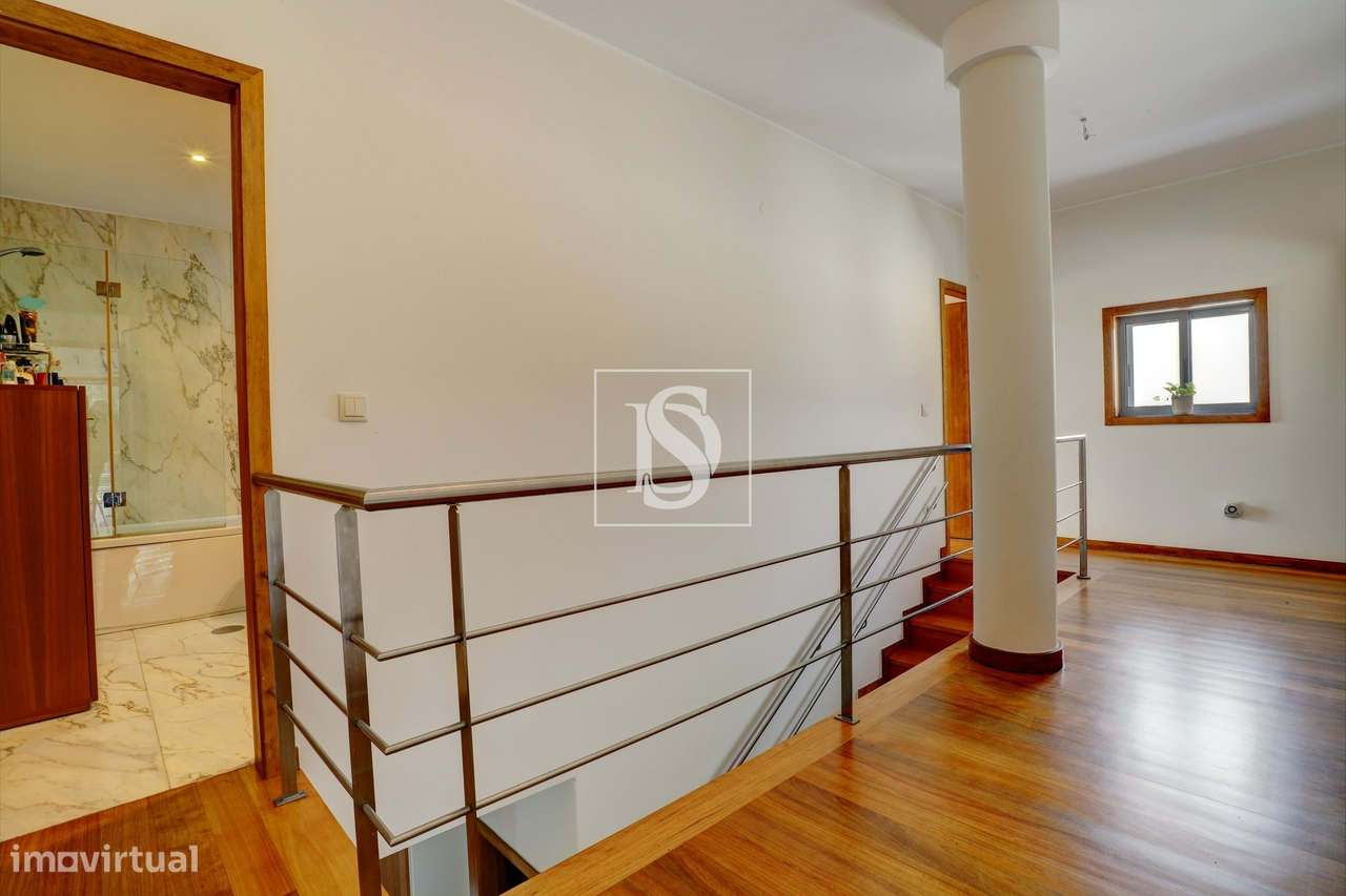 Moradia T3 com espaço exterior e garagem - Nogueira - Maia-26