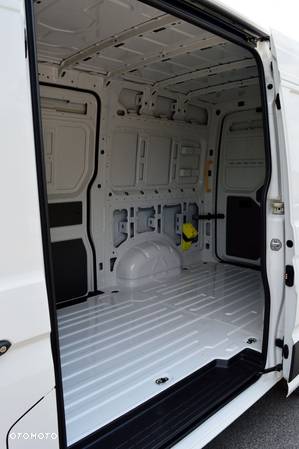 Volkswagen Crafter - 14