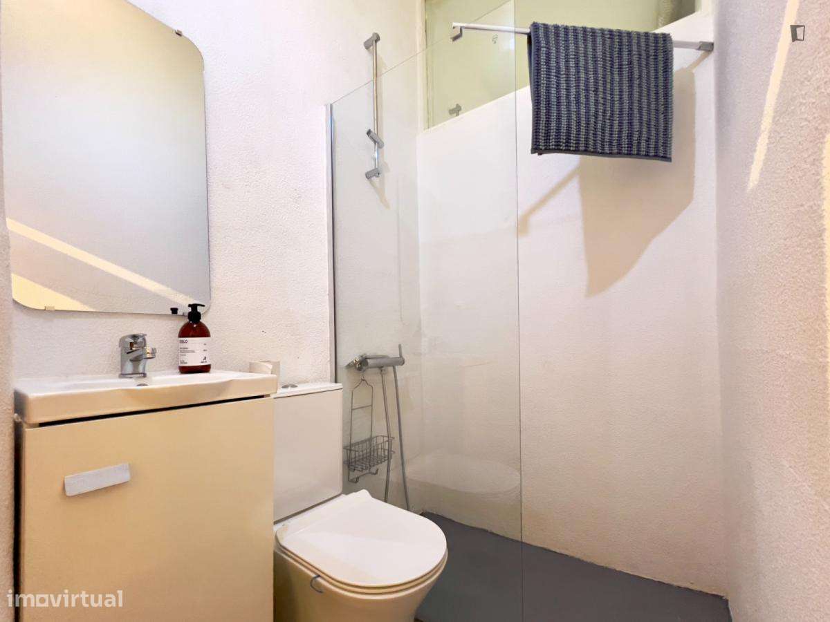 Quarto - localizado em Arroios Lisbon - Grande imagem: 3/35