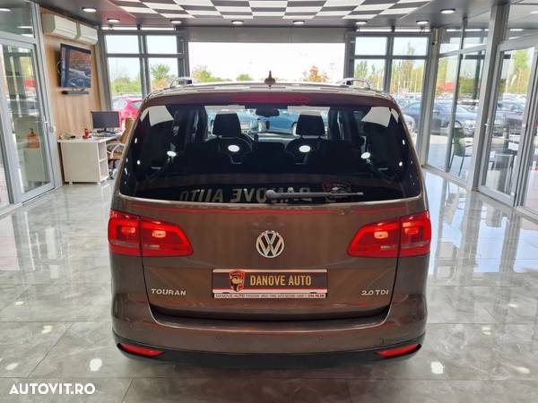 Volkswagen Touran Cross 2.0 TDI DSG - 11