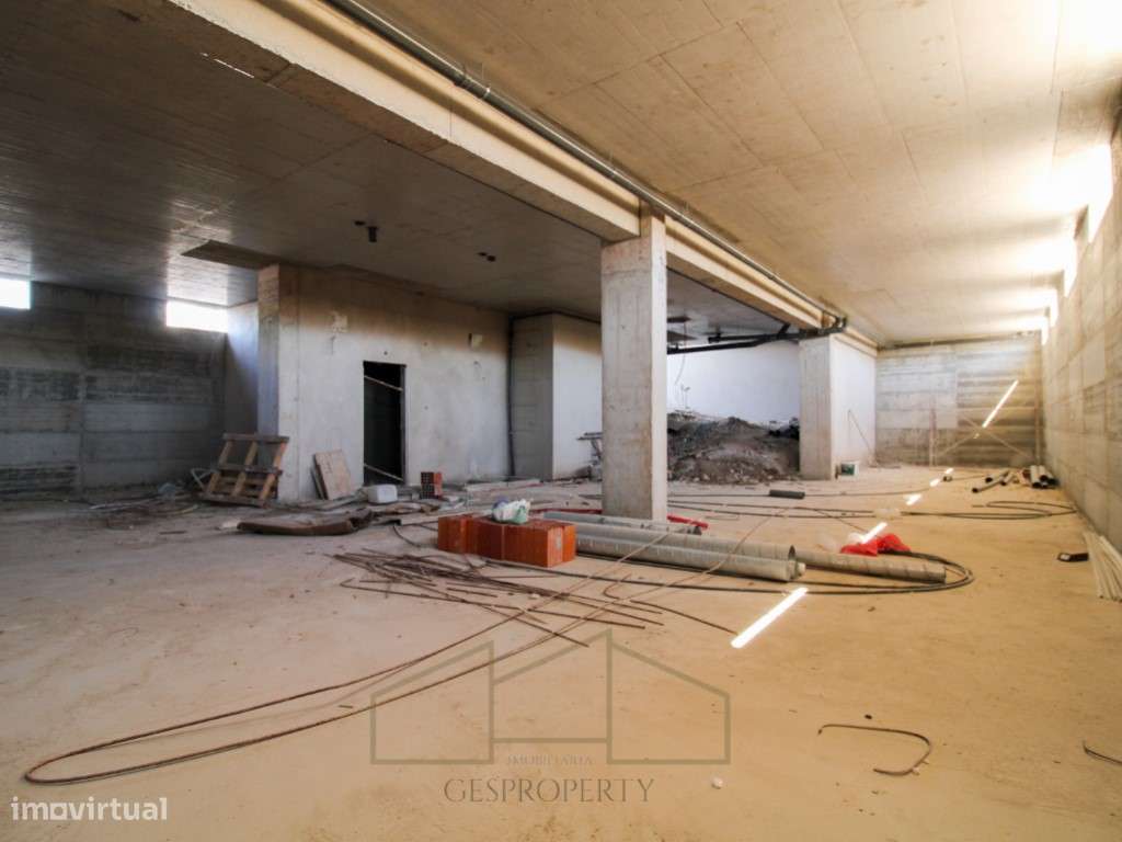 Apartamento T3 Duplex em Pinhal Novo-38