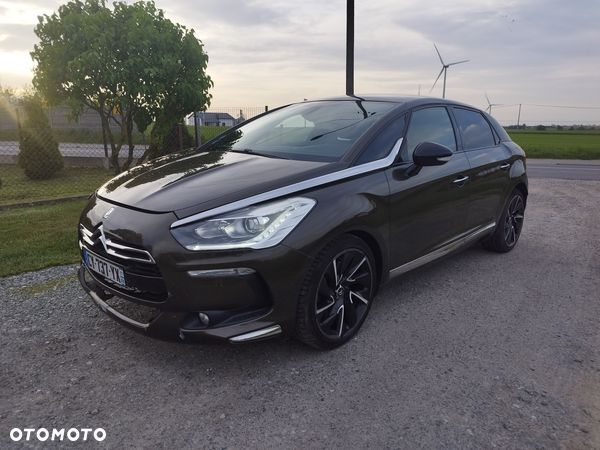 Citroën DS5 2.0 HDi SportChic - 1