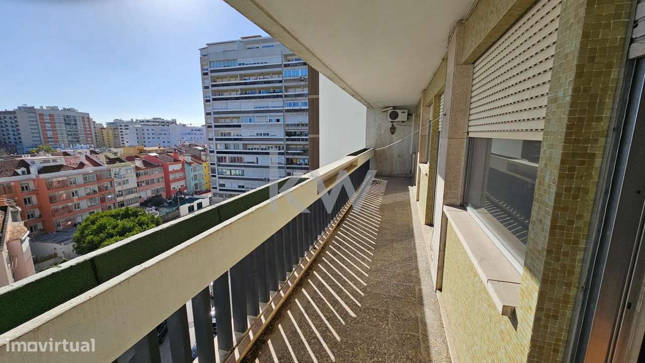 Apartamento T6 Av. Estados Unidos da América - Grande imagem: 3/25