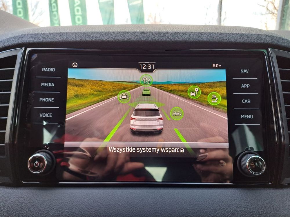 SKODA KAROQ 1.5 TSI 150KM DSG DRIVE, dostępna od ręki