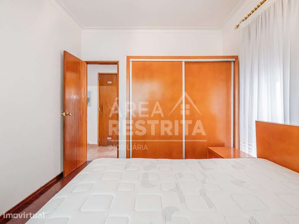 Excelente Apartamento T2 nas Paivas - Ótimo Potencial e Localização...-15