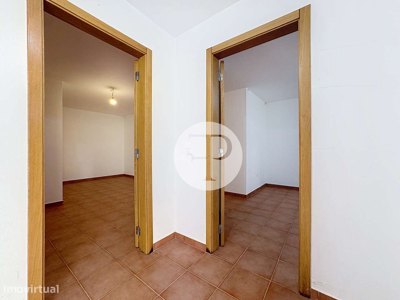 Moradia T5 com piscina no Nadadouro | 408 m² | Lote de 809 m²-46