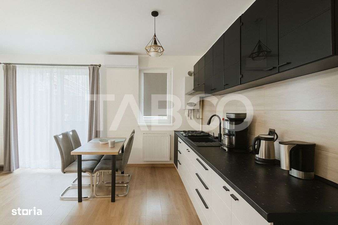 Super apartament la parter inalt -3 camere balcon si parcare proprie - Imagine principală: 5/17