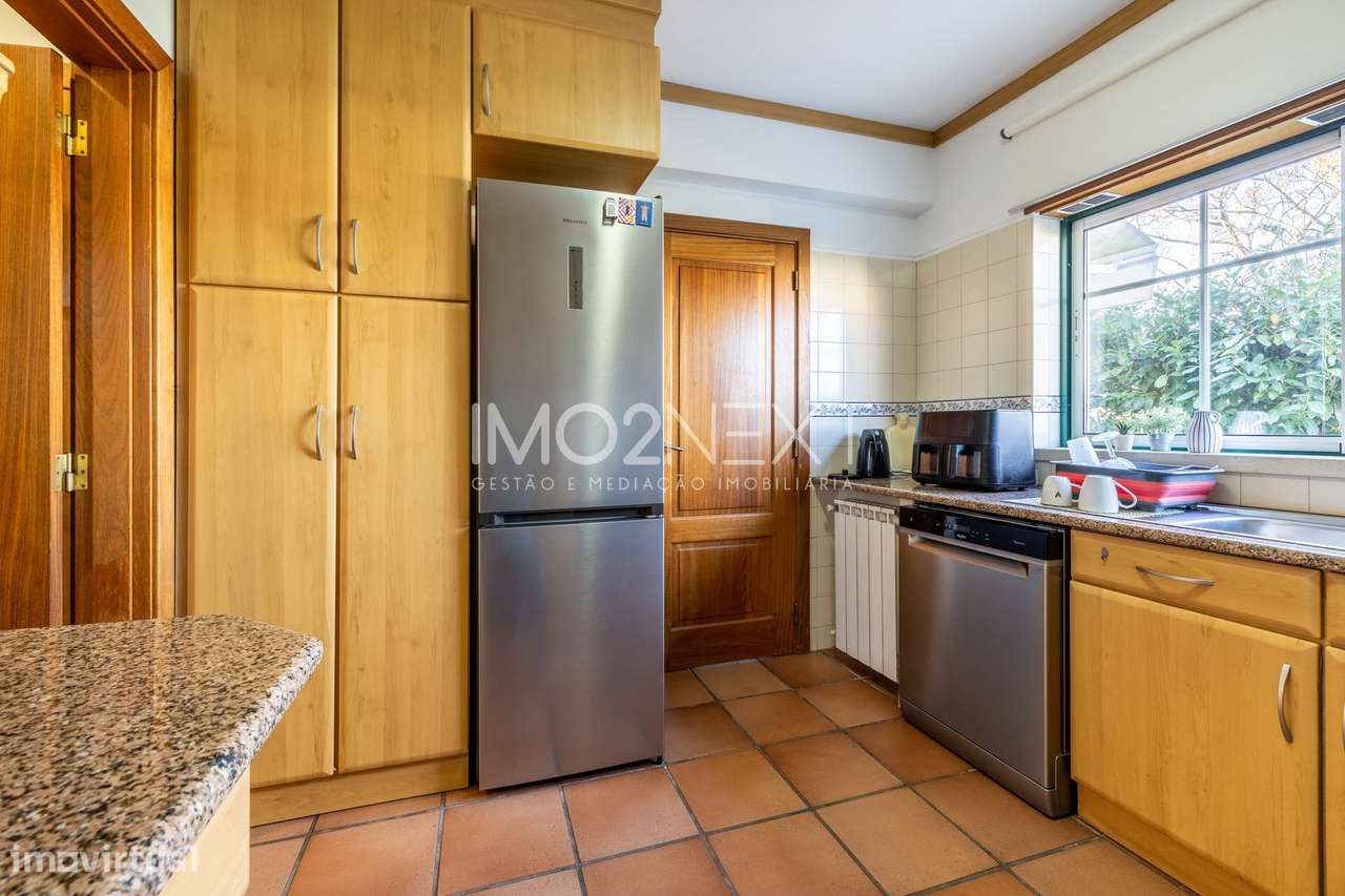 MORADIA T3 GEMINADA || CENTRO DA MARINHA GRANDE-7