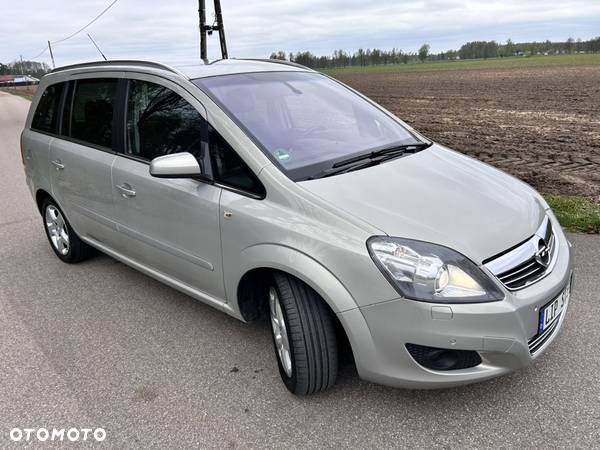 Opel Zafira 1.7 CDTI Cosmo EU5 - 4