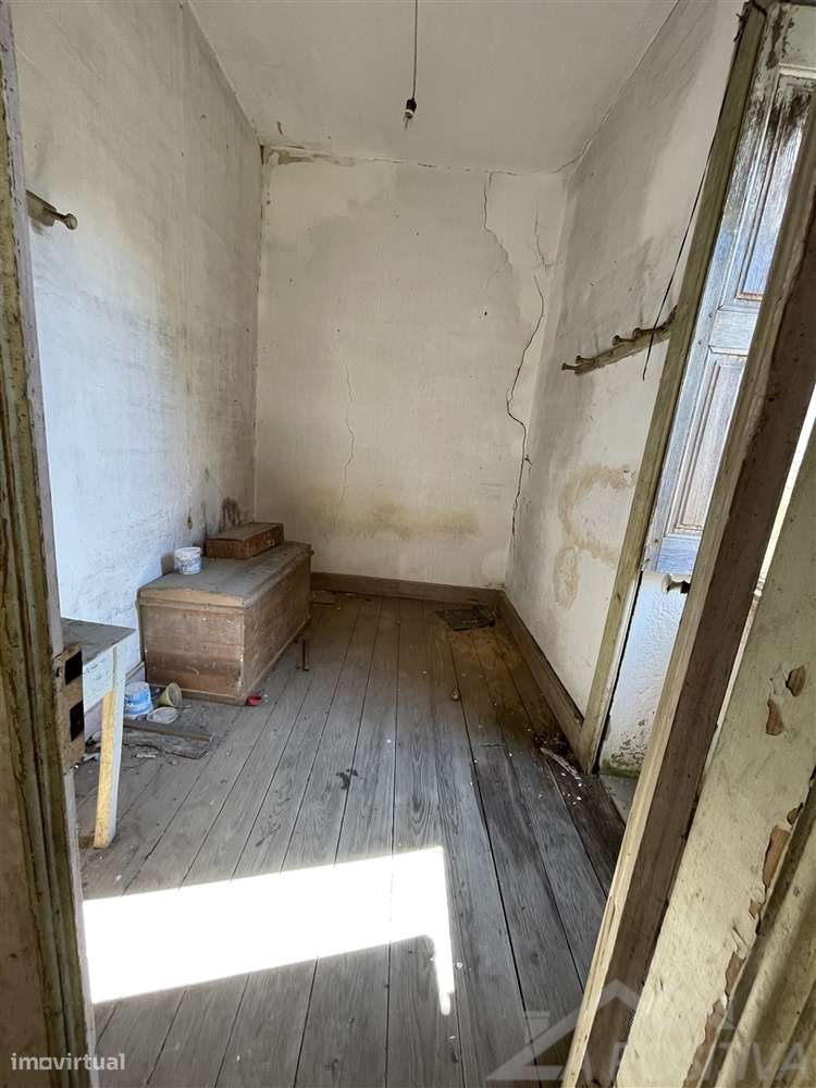 Moradia Devoluta T4 Venda em Milheirós de Poiares,Santa Maria da Feira-24