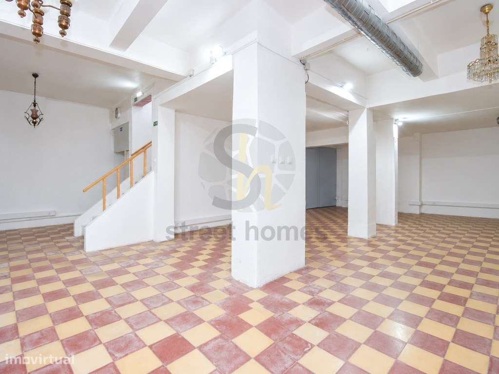 Loja no Centro de Algés junto ao Mercado de Algés-9