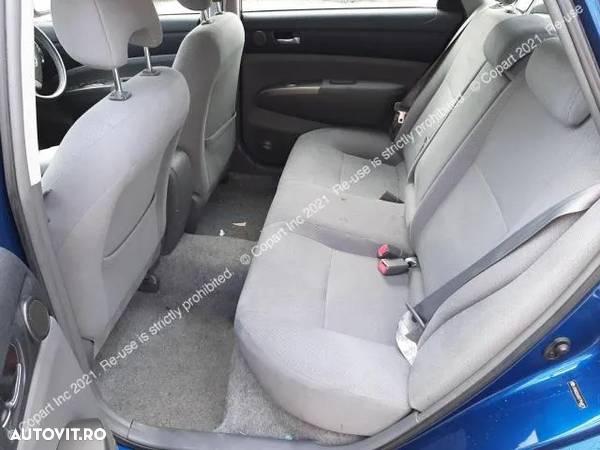 Dezmembrez Toyota Prius 2 Albastru inchis - 8