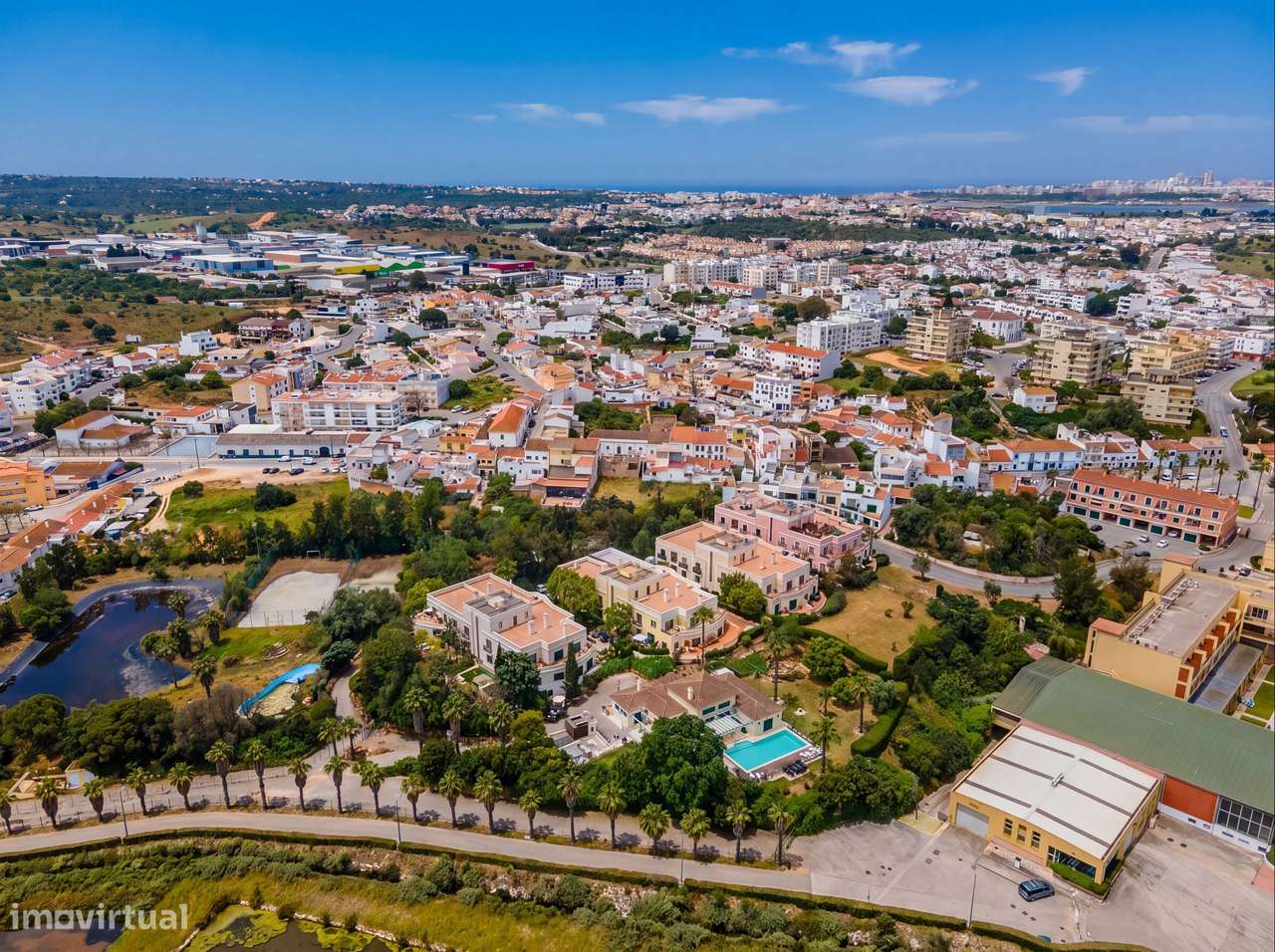 Apartamento T2 Moderno com Rooftop Privado & Vistas Panorâmicas e Gara-27