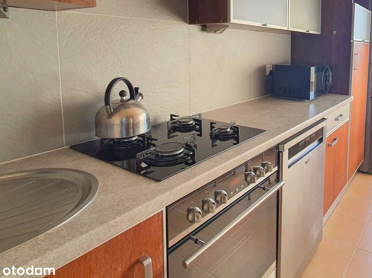 3 pokoje * 62,9m² * gotowe do zamieszkania * loggia * niski czynsz-4