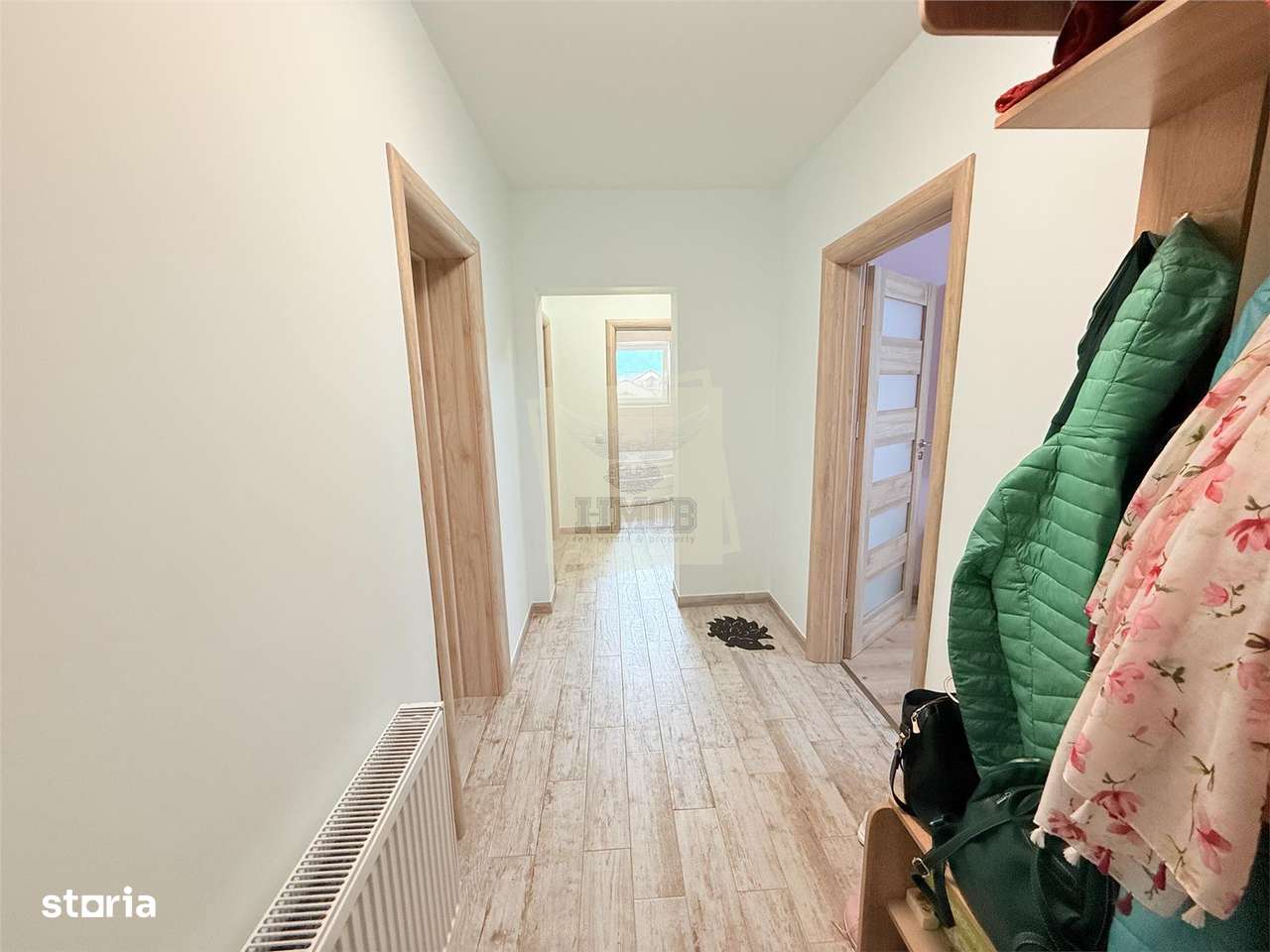 Apartament de lux cu 3 camere 2 bai etajul 1 zona  Calea Cisnadiei-5