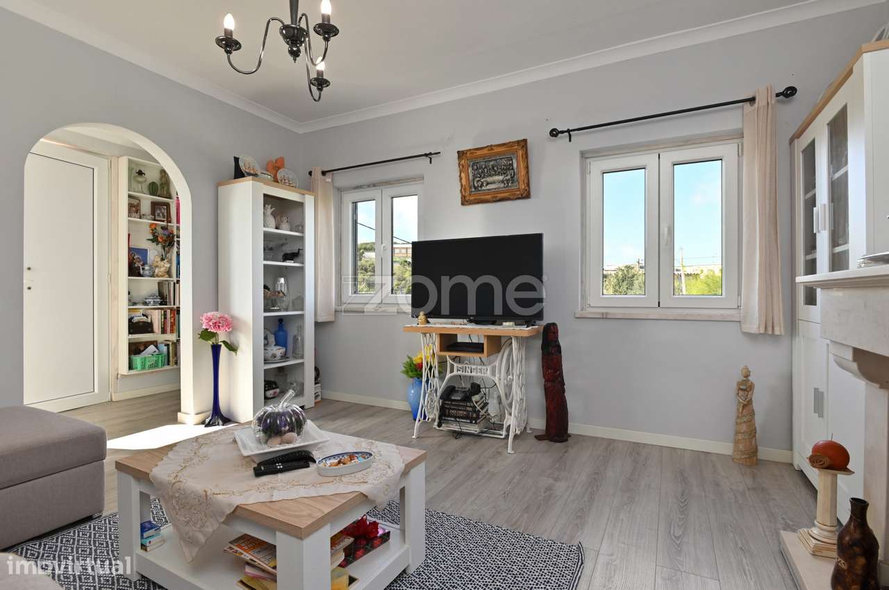 Terreno/Quinta com 3.000m², junto à Vila Romana de Freiria - Grande imagem: 1/32