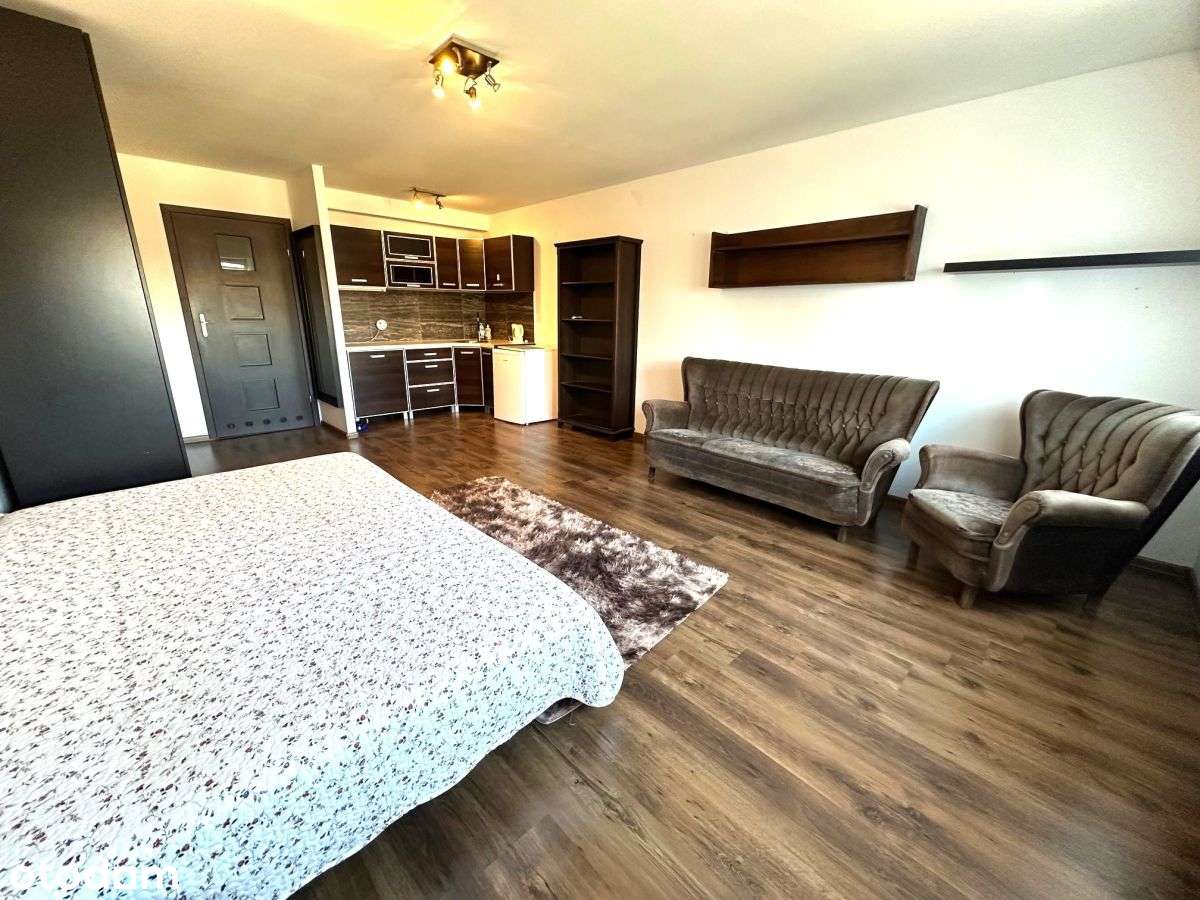 Klimatyczna kawalerka na Podolanach! - Pełny obrazek: 3/18