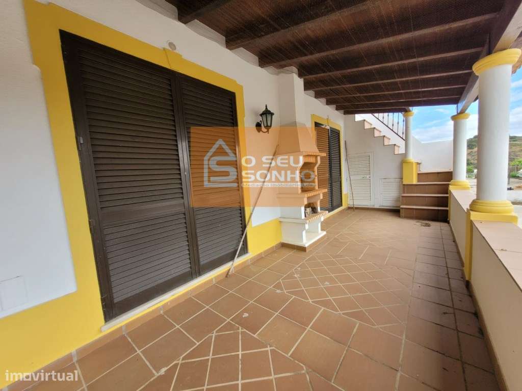 Moradia T3 com Terreno no Ameixial-20
