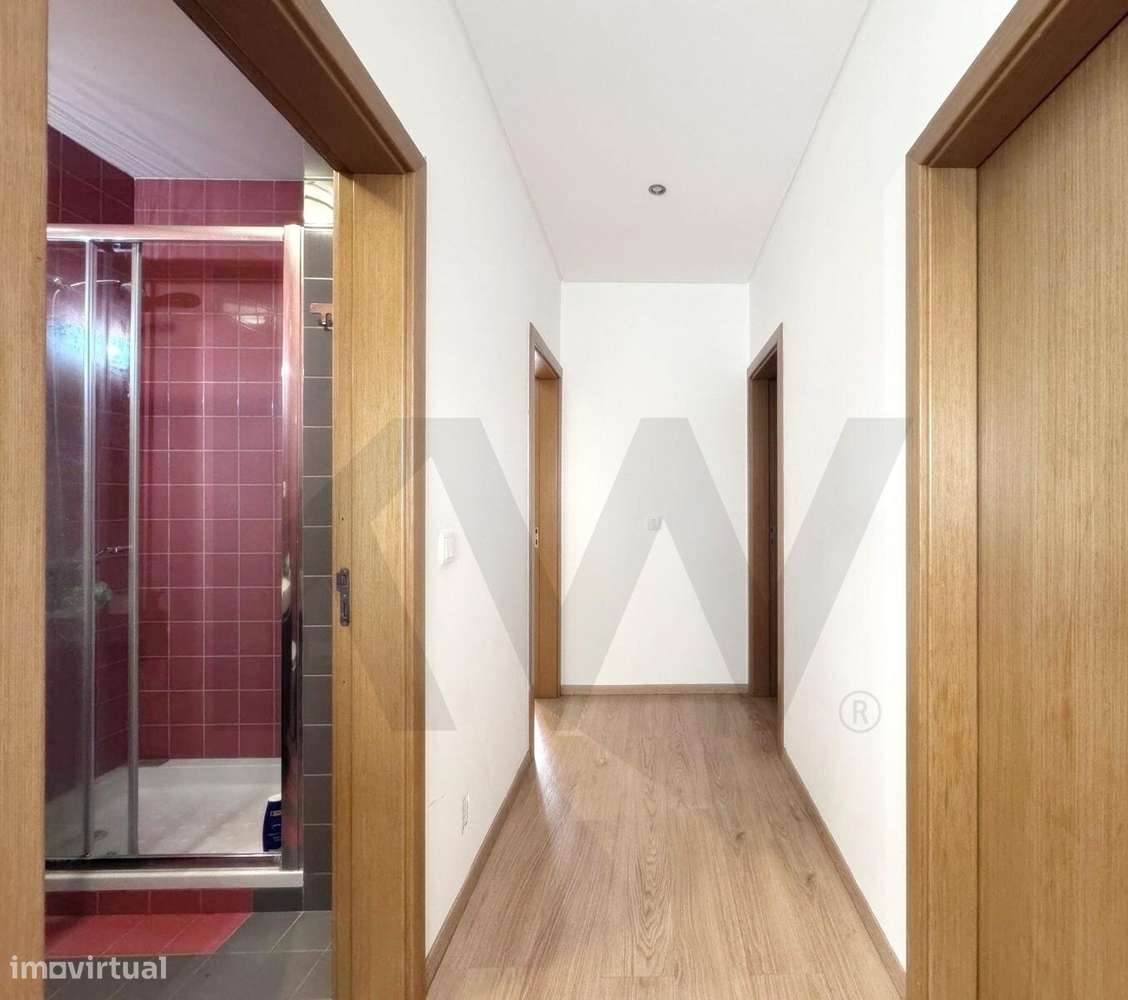 Moradia T3 renovada- a 5 min do centro de Santarém - Grande imagem: 2/25