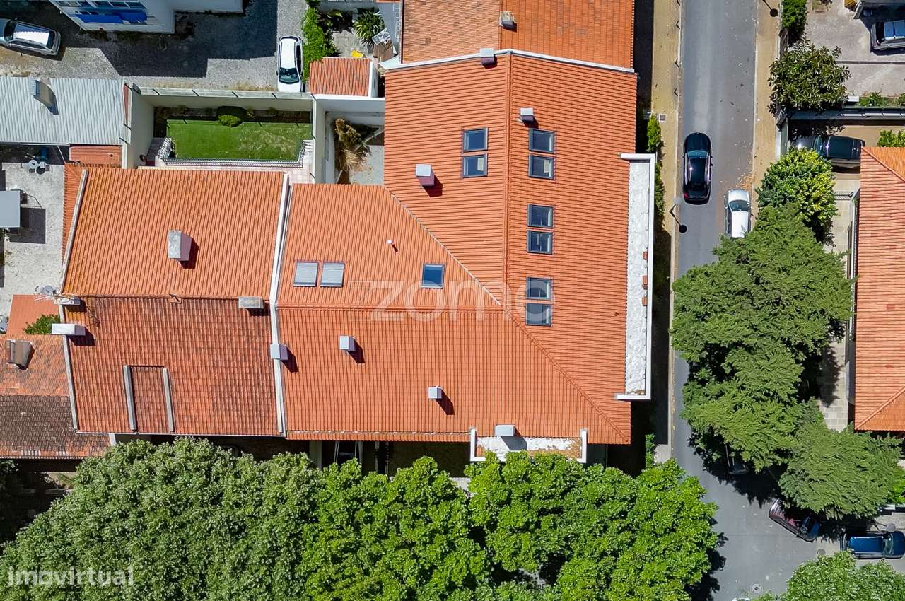 Apartamento T3 +1 com Mezanino / 3 lugares de garagem-21