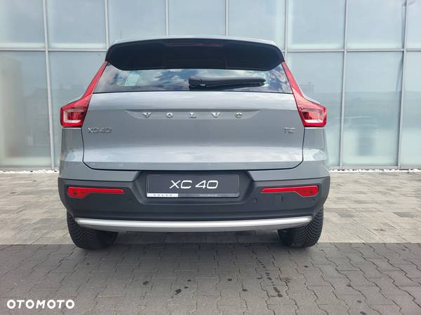 Volvo XC 40 B3 Essential - 11