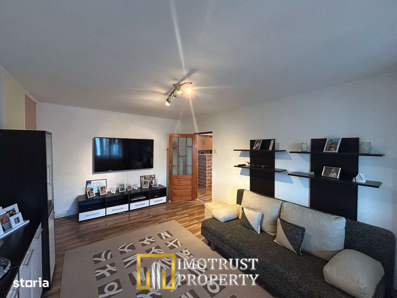 De vanzare apartament 3 camere/ Aradul Nou - Imagine principală: 1/9