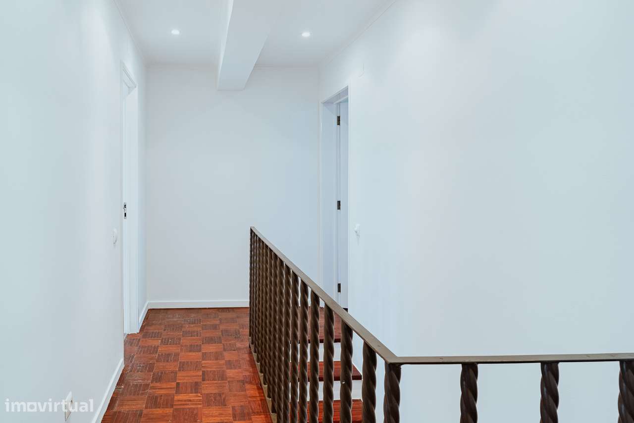 Apartamento duplex de 95 m² no Algueirão-13